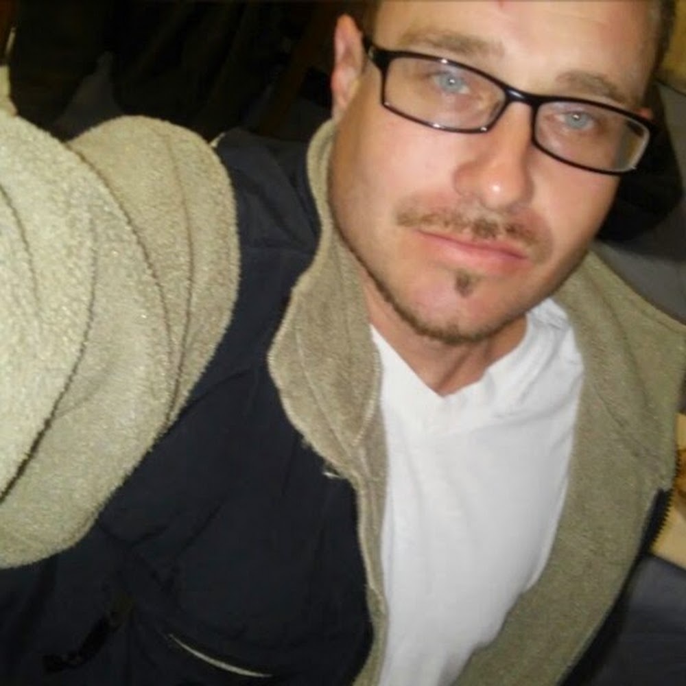 Meet your Posher, Greyson